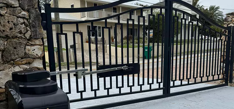 Swing Gate Opener with Keypad Tanque Verde