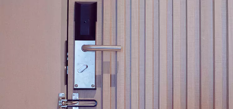 Installing a Maglock Tanque Verde